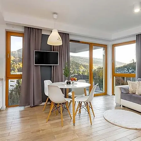 Willowa Aparthotel 4*